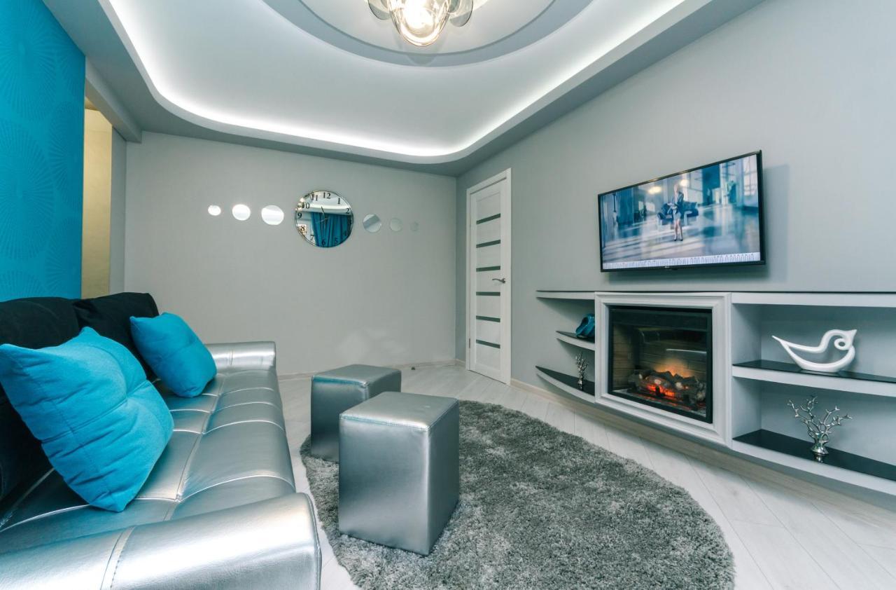Апартаменты На Кловском Спуске В Центре Kyiv Exterior photo
